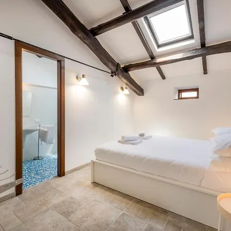 Luxury Sea Front Penthouse - B Apartmán Neapol